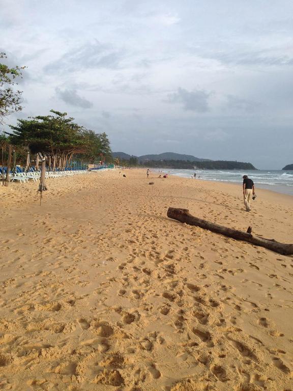 Nin Apartments Karon Beach Phuket Exterior foto