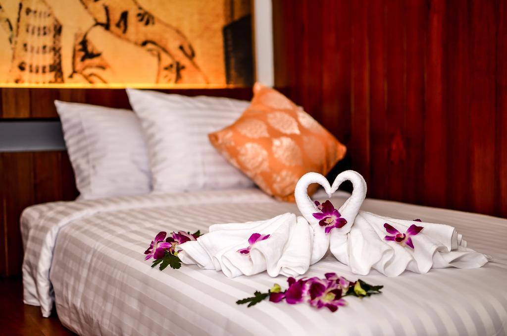 Nin Apartments Karon Beach Phuket Exterior foto