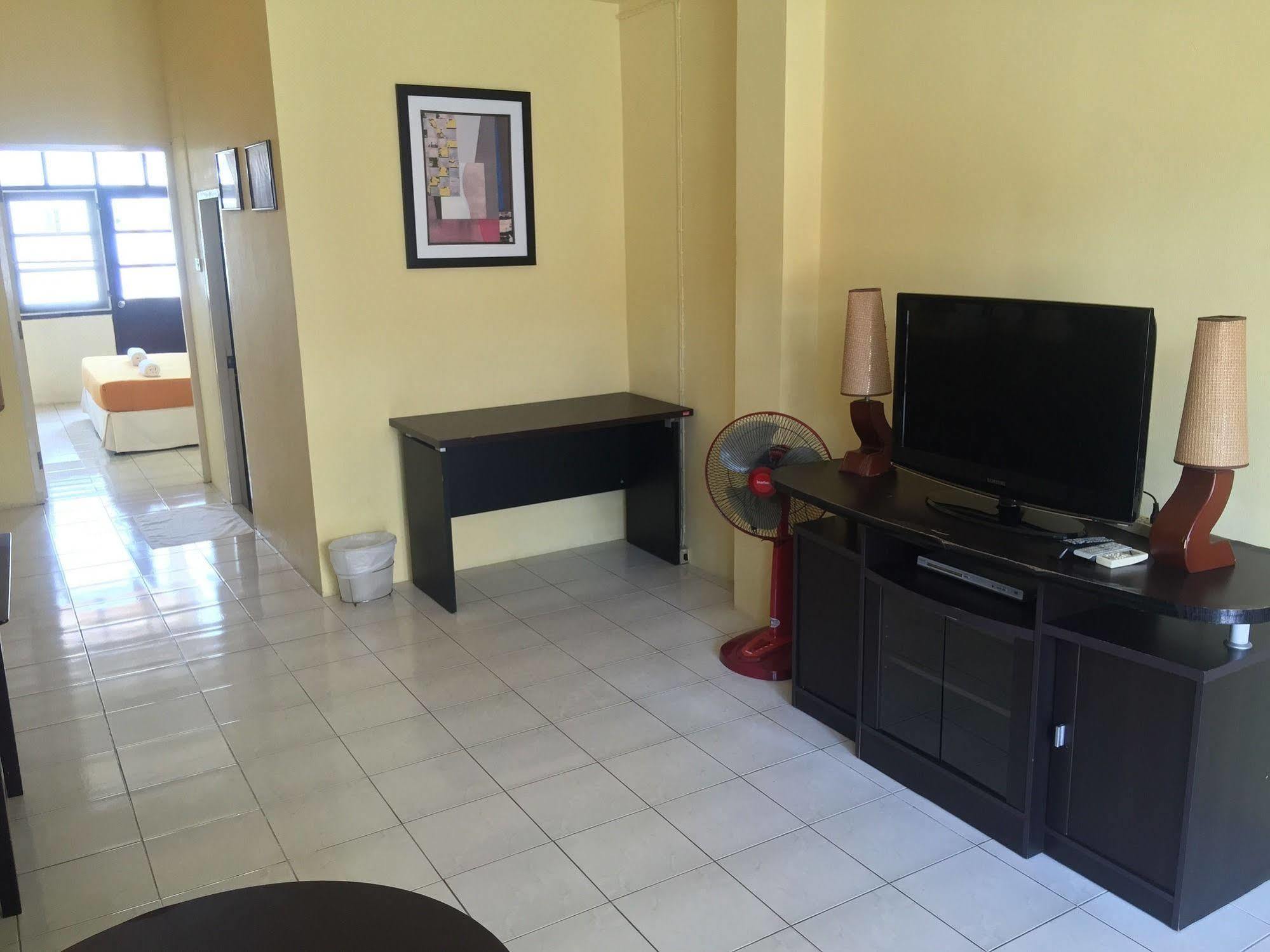 Nin Apartments Karon Beach Phuket Exterior foto
