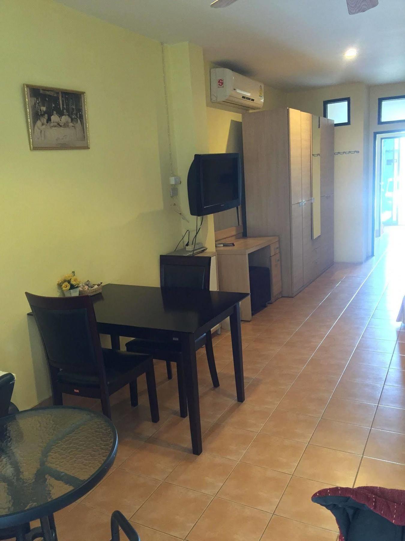 Nin Apartments Karon Beach Phuket Exterior foto