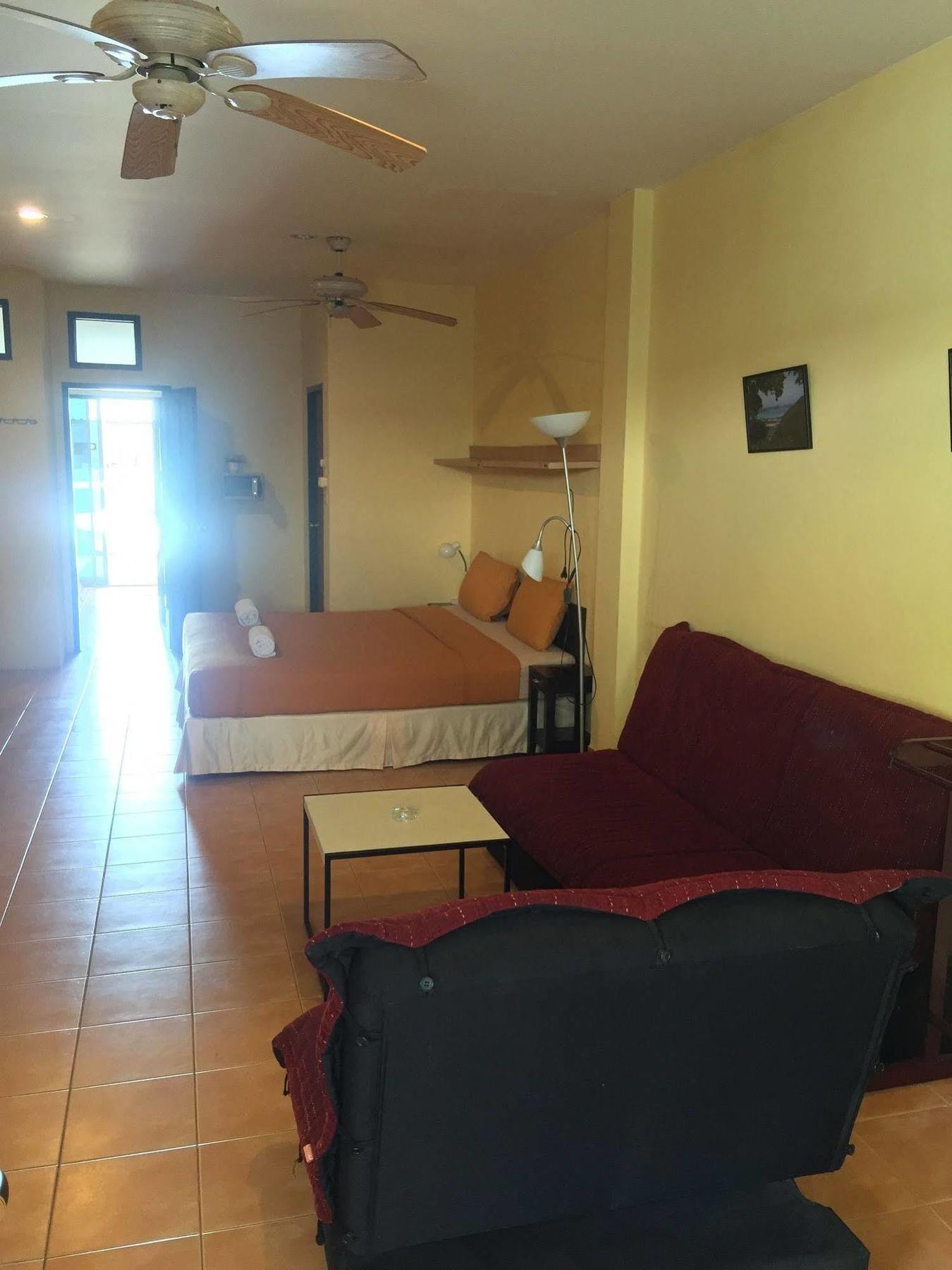 Nin Apartments Karon Beach Phuket Exterior foto