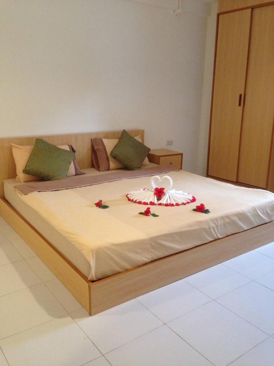 Nin Apartments Karon Beach Phuket Exterior foto